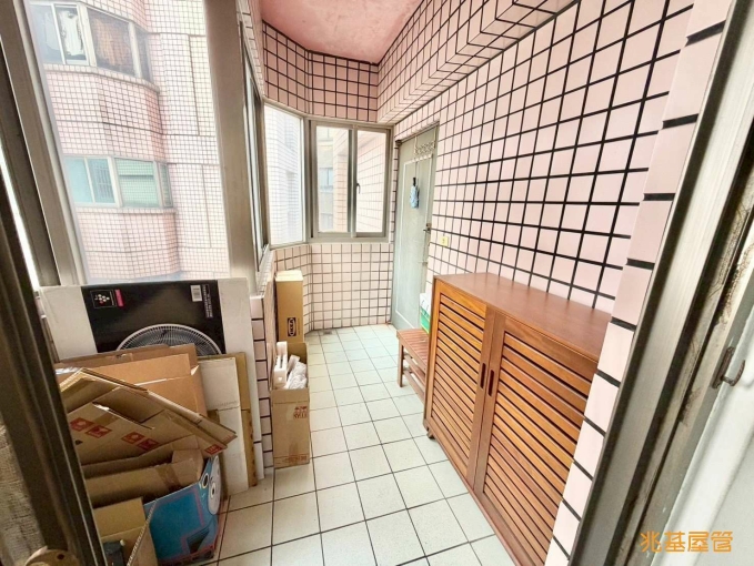 兆基社會住宅🏠近新興國小✨有車位✨免仲🉑雙租補（第12張）