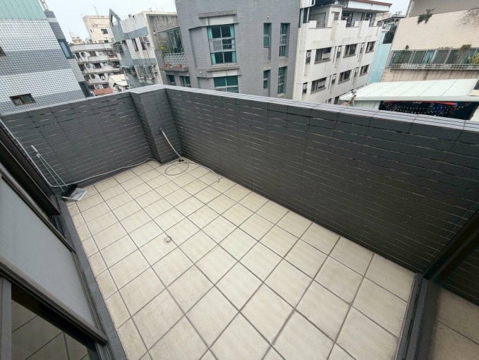 🔥東區超大可貓🔥電梯可雙租補🔥子母車室內機車位🔥近力行國小（第10張）