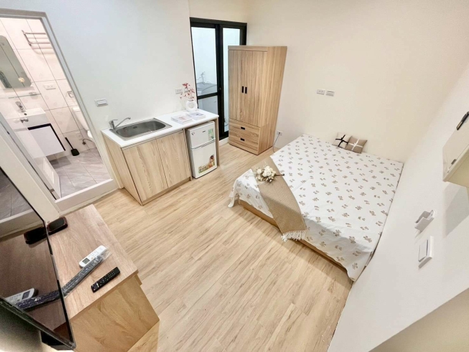 你需要999朵玫瑰還是一套房?🐈可貓貓✨陽台獨洗💕可租補✨近科博館 中國醫💕宇你相見（第4張）