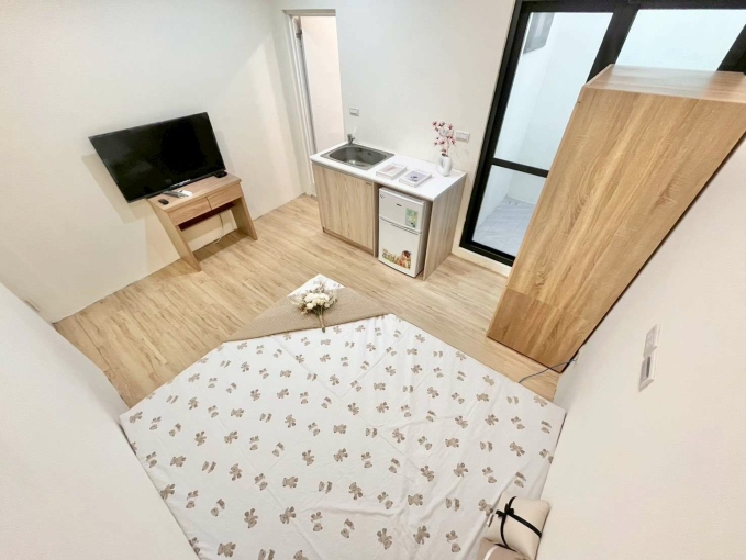 你需要999朵玫瑰還是一套房?🐈可貓貓✨陽台獨洗💕可租補✨近科博館 中國醫💕宇你相見（第7張）