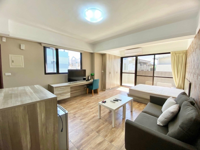 租補✨可貓大套房*整面採光*電梯.子母車+1機車格*系統家具質感風✨(第8張)