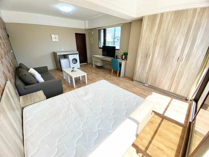 租補✨可貓大套房*整面採光*電梯.子母車+1機車格*系統家具質感風✨(第5張)