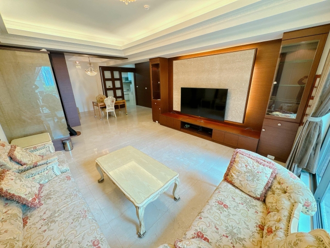 七期國家歌劇院旁總太觀心4房+1平車 - Image 2