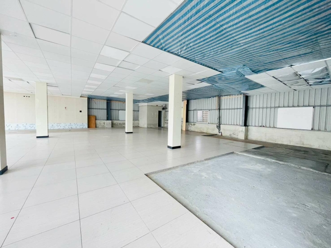 (租)嘉藥百坪三角窗店面廠房（第1張）