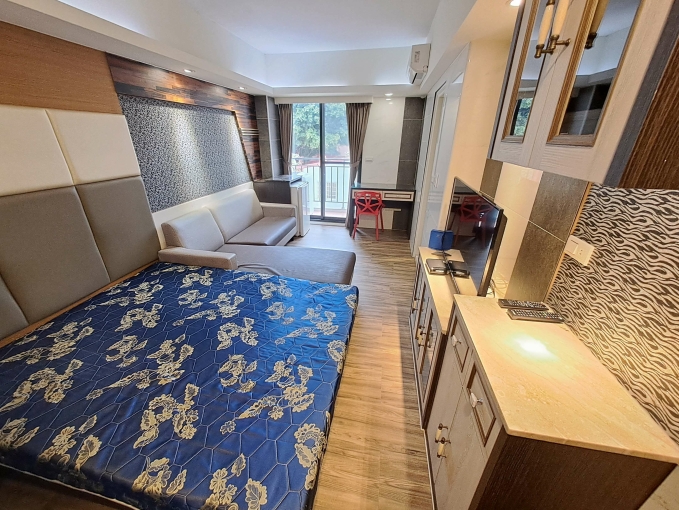 台電*飲水機*子母車*陽台獨洗曬～機車位～ - Image 1