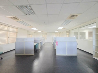 西濱40坪辦公室附四車位*獅子王（第4張）