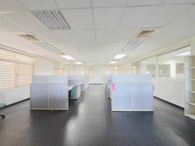 西濱40坪辦公室附四車位*獅子王（第4張）