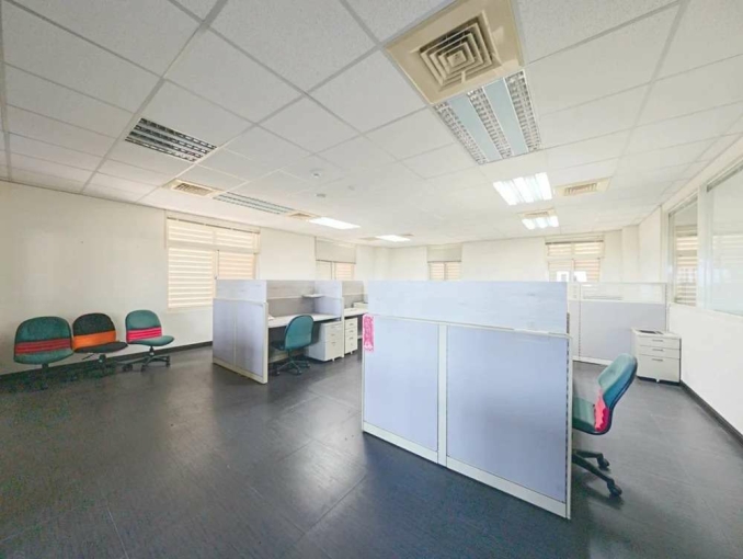 西濱40坪辦公室附四車位*獅子王（第5張）