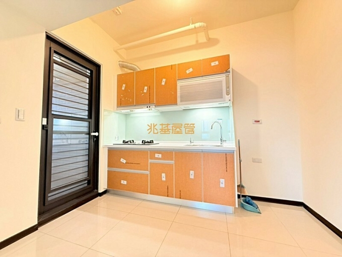 兆基社會住宅🏠秒租三房/有冷氣的空屋含車位/看屋+line（第8張）