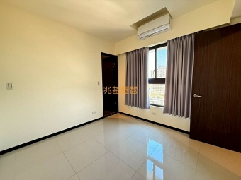 兆基社會住宅🏠秒租三房/有冷氣的空屋含車位/看屋+line（第2張）