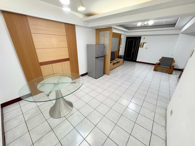 三房二廳🍀家具電可全配🍀租屋補助🍀電梯🍀管理員🍀子母車（第2張）