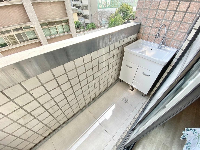 🌳可租補💖電梯✨代收包裹🏠台水電✔️精裝美套💖（第9張）