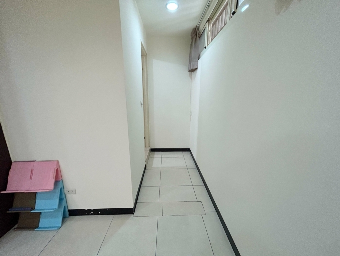 大里大空間☆頂樓共洗曬～變頻冷氣（第6張）