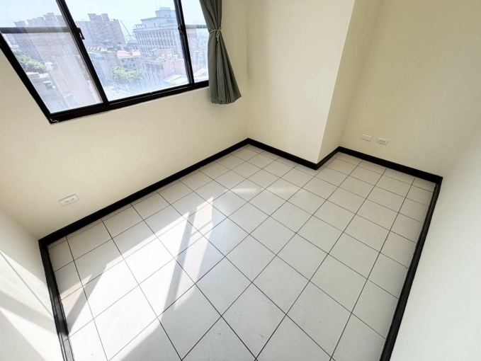 【長億南園】南區三房🌈有車位⭐簡配⭐可租補/戶籍🌳 - Image 7