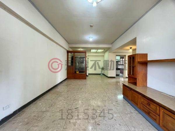 可租補｜昌平崇德雙商圈｜雙面採光三房含管 - Image 3