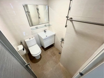 💕東區秒殺‼️極新陽台獨洗曬大套房 便宜（第4張）