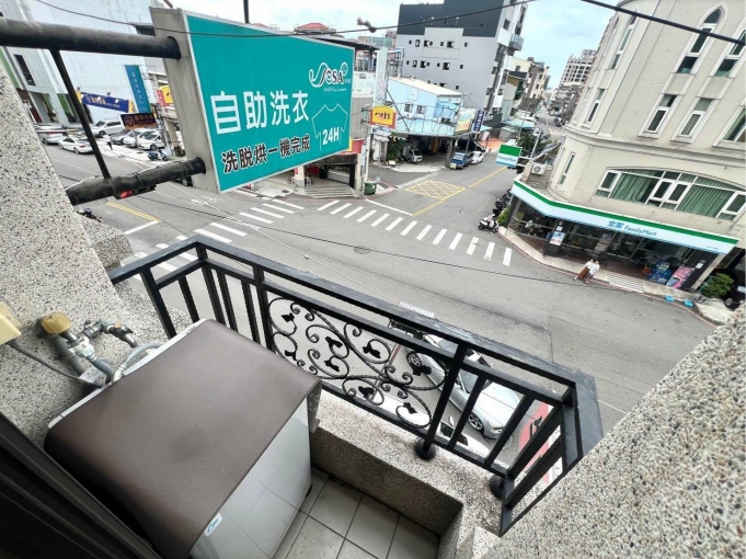 💕東區秒殺‼️極新陽台獨洗曬大套房 便宜（第5張）