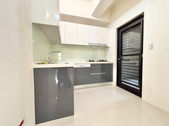 【寶慶21】西屯三房🌈空屋⭐附車位/機車位⭐可租補🌳 - Image 12