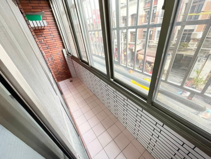 潭子車站❤CP高✔可租補✨陽台洗衣機（第14張）