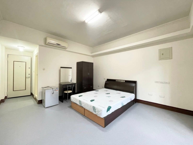 潭子車站❤CP高✔可租補✨陽台洗衣機（第12張）