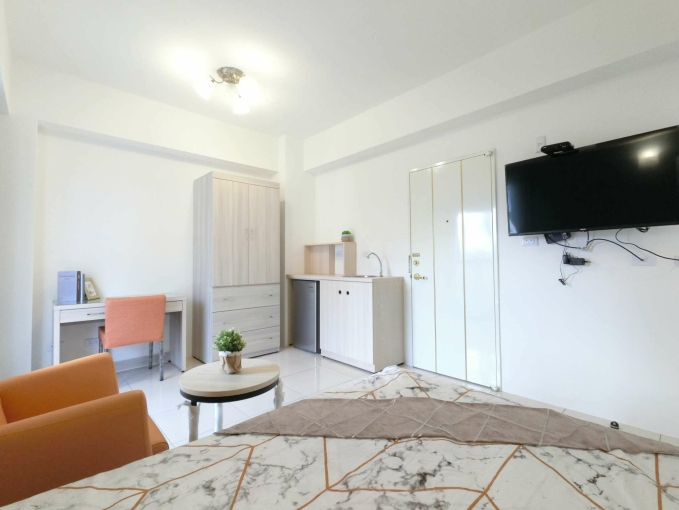 *很新電梯套房*乾淨明亮*陽台獨洗曬*流理臺*飲水機*子母車~* - Image 5