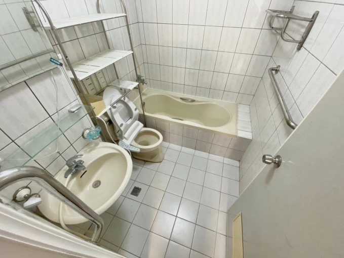 中科大俊國,漂亮簡配採光三房+機上車位 - Image 6