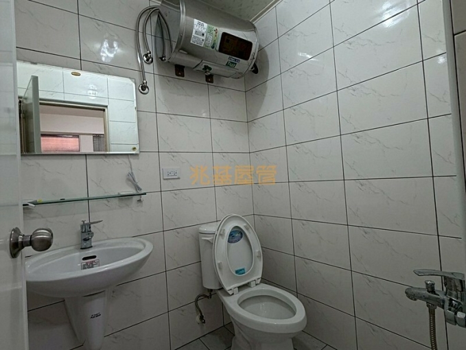 兆基社會住宅🏡靜謐美透天,歡迎租補(第9張)