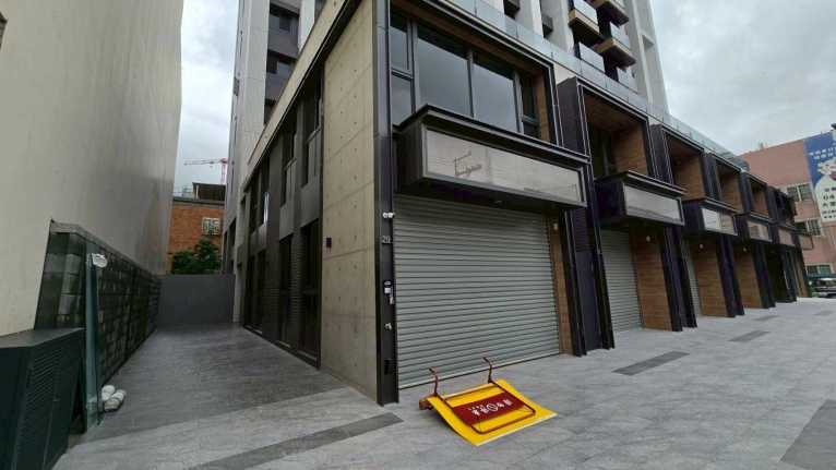 租客勞基法免費諮詢💖大里區 全新完工 透天1+2樓樓店 ‼️ ✅適美業 工作室 診所（第5張）