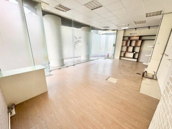 🧡請加賴🧡黃金三角店面🧡附兩台冷氣🧡華富街🧡秒殺店面🧡（第6張）