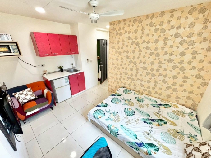 #西區#可租補 #流理臺 電磁爐#微波爐#子母車#陽台獨洗曬#走路中教大(第1張)