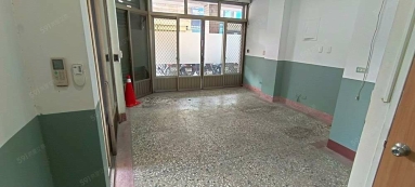 角間大店面🍀約50坪🍀可營業登記🍀1F+B1（第2張）