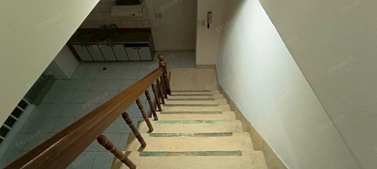 角間大店面🍀約50坪🍀可營業登記🍀1F+B1（第9張）