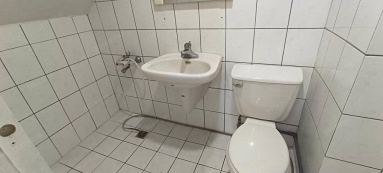 角間大店面🍀約50坪🍀可營業登記🍀1F+B1（第10張）