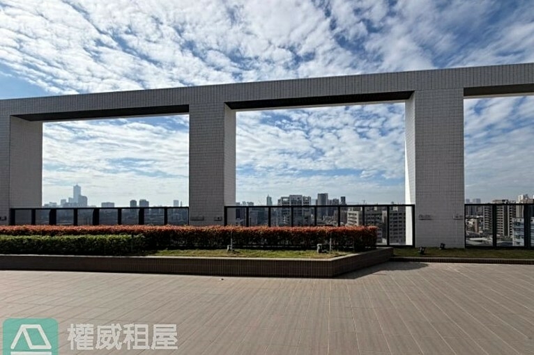 可租補x幸福O8｜五塊厝捷運｜到站就到家｜兩房雙衛浴（第14張）