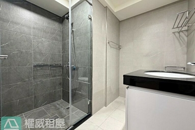 可租補x幸福O8｜五塊厝捷運｜到站就到家｜兩房雙衛浴（第11張）