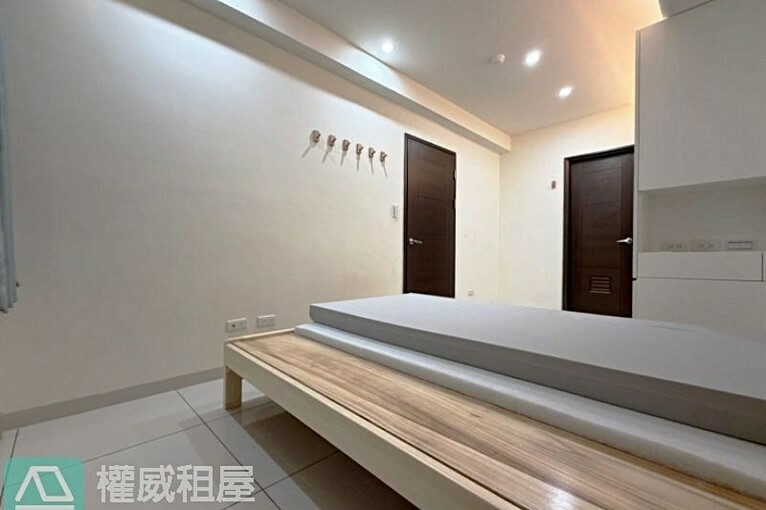 可租補x幸福O8｜五塊厝捷運｜到站就到家｜兩房雙衛浴（第10張）