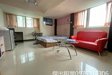 傑出年前租好房/夜市社區電梯,採光佳,獨洗,垃圾集中（第1張）