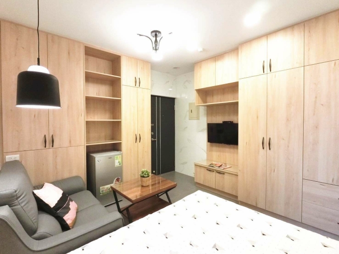 一中✨系統櫃✨沙發✨電梯（第2張）