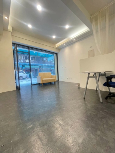 俗.俗.俗超值樓店出租~含管理費附平面車位（第2張）