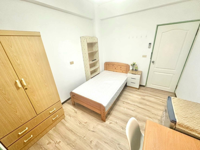 逢甲精選💕陽台獨洗曬🔅衛浴開窗✅子母車✅飲水機（第4張）