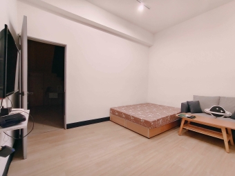 《中原商圈旁的低樓層套房:出門一秒是生活圈》 - Image 8