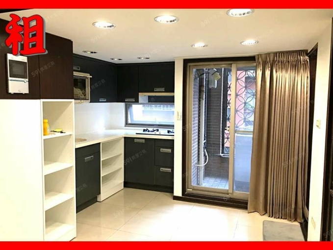 @@市政府站捷運商圈旁*簡約挑高好宅