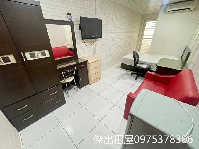 傑出租屋/桃園夜市,全新冷氣,陽台獨洗, - Image 3
