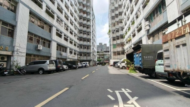 📍板橋世貿園區｜獨梯獨戶全新整理廠辦出租（第2張）