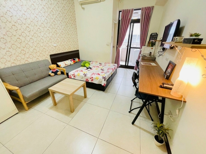 獨立陽台獨洗獨曬 有電梯 有子母車有網路 西屯中科榮總東海 - Image 1