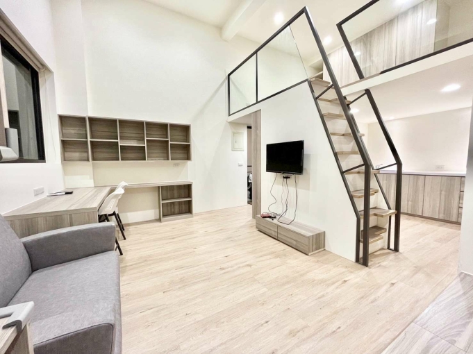 🧡請加賴🧡稀有可寵🧡高CP值🧡稀有樓中樓🧡採光陽台🧡流理台🧡運動爬梯🧡秒殺速洽🧡（第1張）