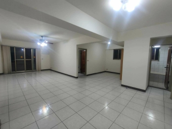 捷運新店站3+1房2衛 可租補入籍 - Image 16