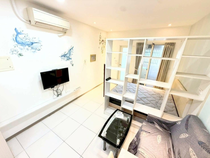 可租補*類一房一廳*流理台*陽台*衛浴開窗*室內機車位*子母車 - Image 8