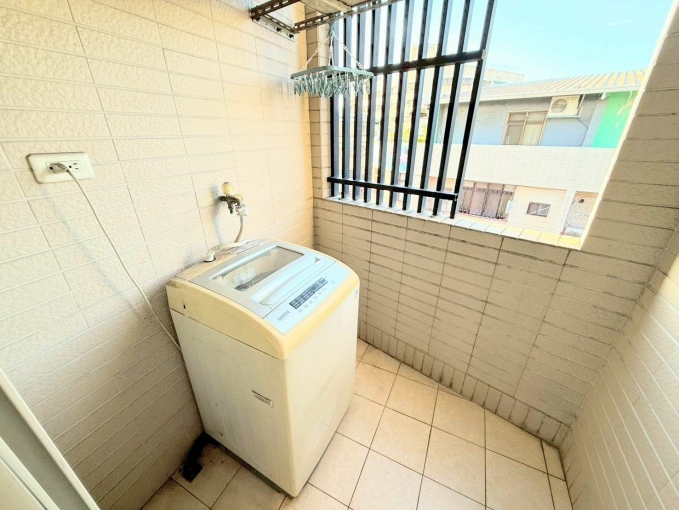 可租補*類一房一廳*流理台*陽台*衛浴開窗*室內機車位*子母車 - Image 11