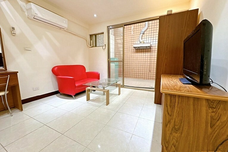 兆基社會住宅🏡可租補一卡皮箱入住稀有電梯套房（第1張）